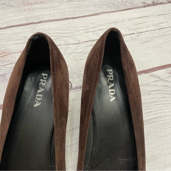 Prada Vintage Suede Chain Front Kitten Heel Brown Size 41 = US 11 - Picture 3 of 8